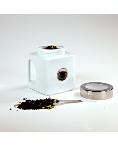 Porcelain box